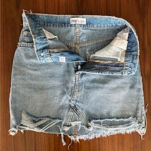 Zara Denim mini skirt ; Size 24